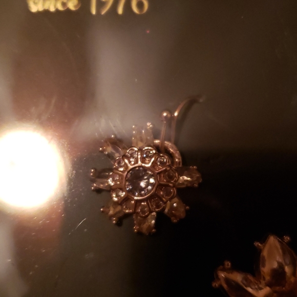 Cubic zirconia earrings and necklaces - Picture 2 of 3